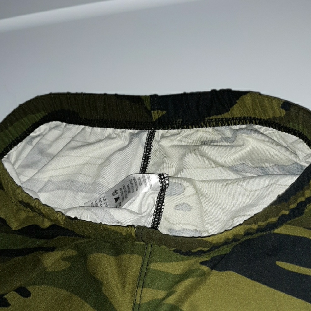 Camo Print Leggings - Picture 7 of 7